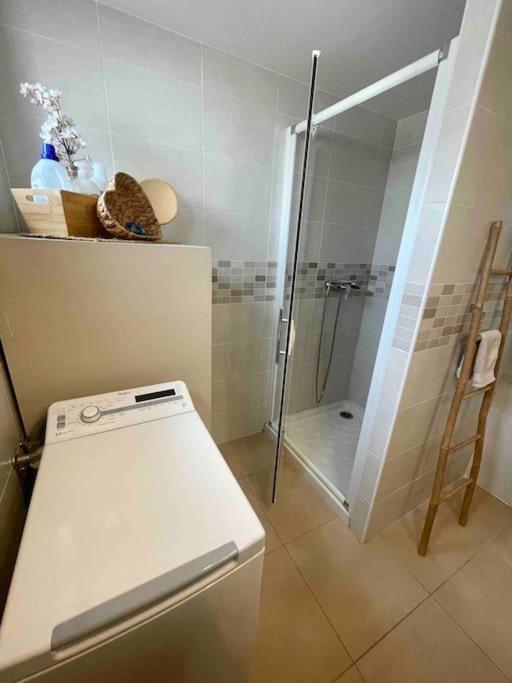 T2 Refait A Neuf Calme Et Agreable Apartment Нарбон Екстериор снимка