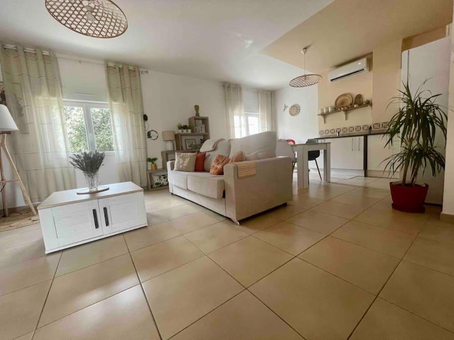 T2 Refait A Neuf Calme Et Agreable Apartment Нарбон Екстериор снимка